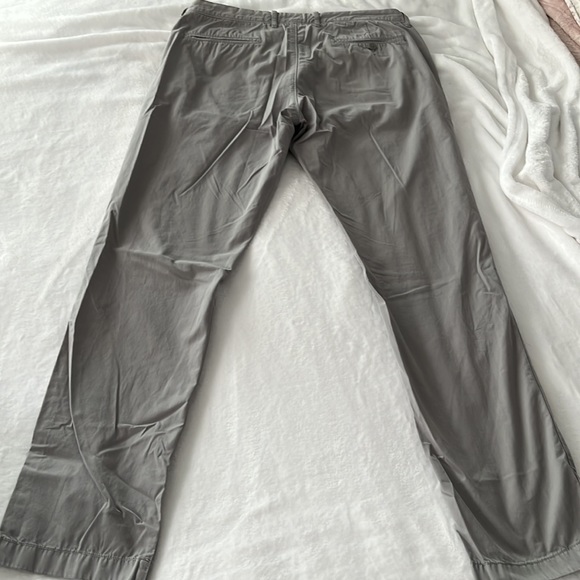 Jcrew, super light weight pants. Color:Light grey. Size: 34x34 - Picture 4 of 6